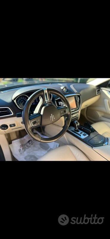 Usato 2014 Maserati Ghibli 3.0 Diesel 250 CV (30.000 €)