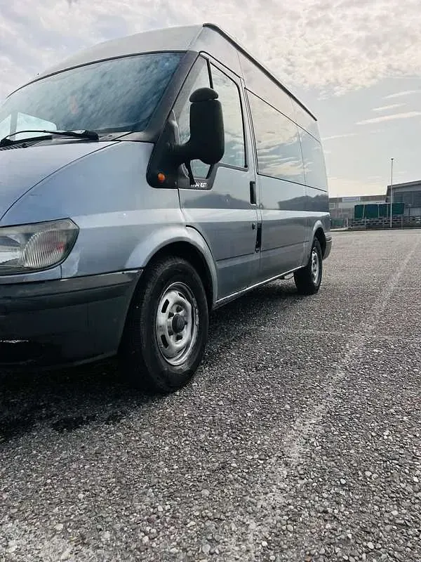 Begagnad Ford Transit 120 HK (88 kW) 2003 Grå Kombi
