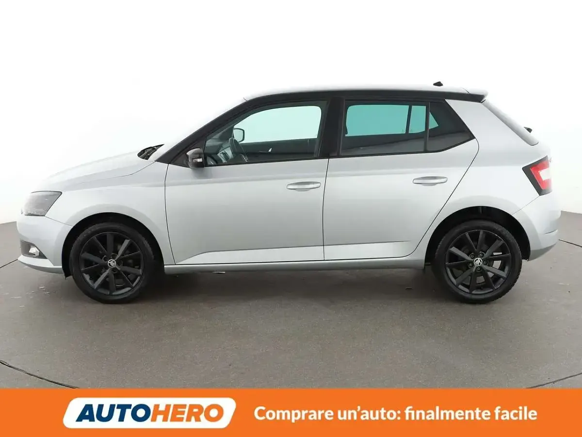 Usata Skoda Fabia Ambition 75 CV (55 kW) 2016 Grigio Utilitaria