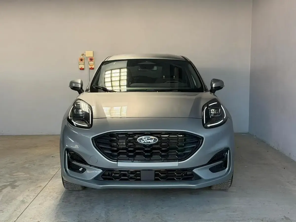 Usata Ford Puma ST-Line 125 CV (91 kW) 2025 Grigio SUV