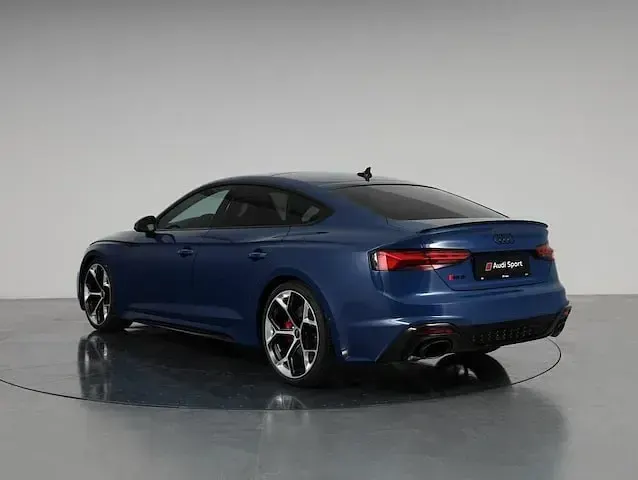 Nuova Audi RS5 Sportback Competition 470 CV (345 kW) 2025 Blu ascari metallizzato Berlina