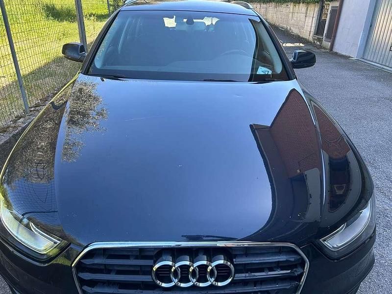 Usata Audi A4 S-Line 150 CV (110 kW) 2014 Blu/azzurro Station wagon