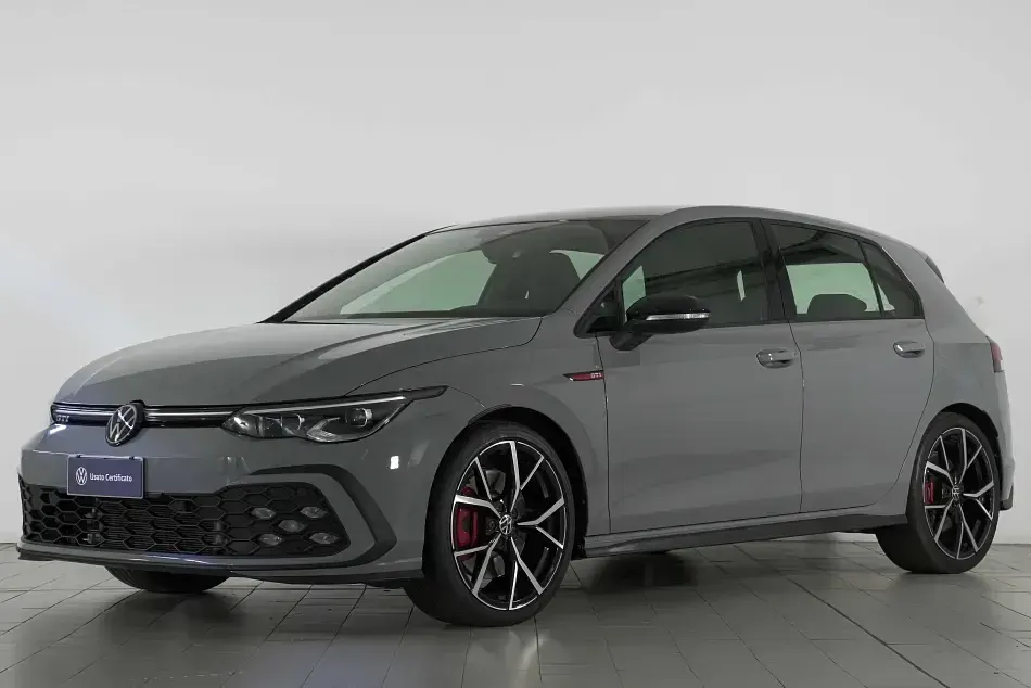 Usata VW Golf VIII 245 CV (180 kW) 2023