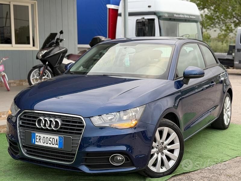 Usata Audi A1 90 CV (66 kW) 2013 Blu Utilitaria