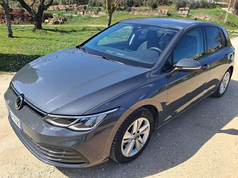 Usata VW Golf VII Life 150 CV (110 kW) 2020 Blu/azzurro Berlina