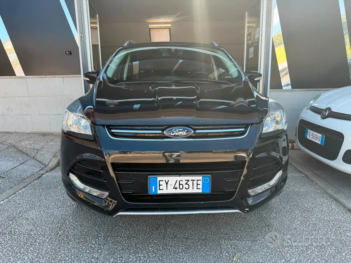 Usata Ford Kuga Titanium 150 CV (110 kW) 2015 Nero SUV