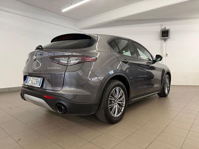 Usata Alfa Romeo Stelvio Super 210 CV (154 kW) 2023 Grigio SUV