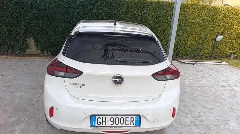 Usata Opel Corsa-e 2021 Bianco Utilitaria