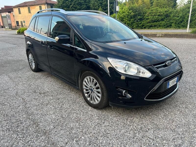 Nero Usata 2011 Ford C-MAX Titanium Monovolume | 5200 € (Buon prezzo) - Immagine 1/4