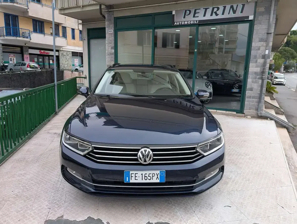 Occasion VW Passat Comfortline 120 PK (88 kW) 2016 Blauw Stationwagen