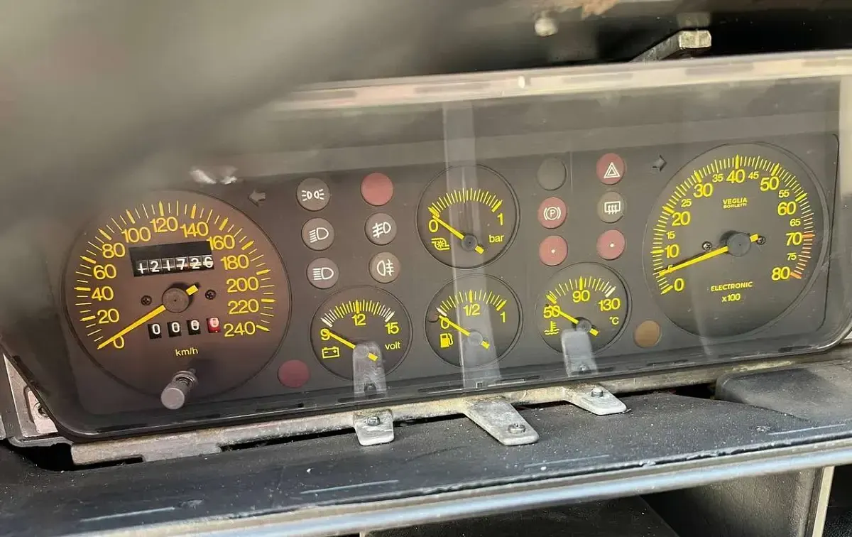 Usata Lancia Delta 166 CV (122 kW) 1987 Grigio Utilitaria