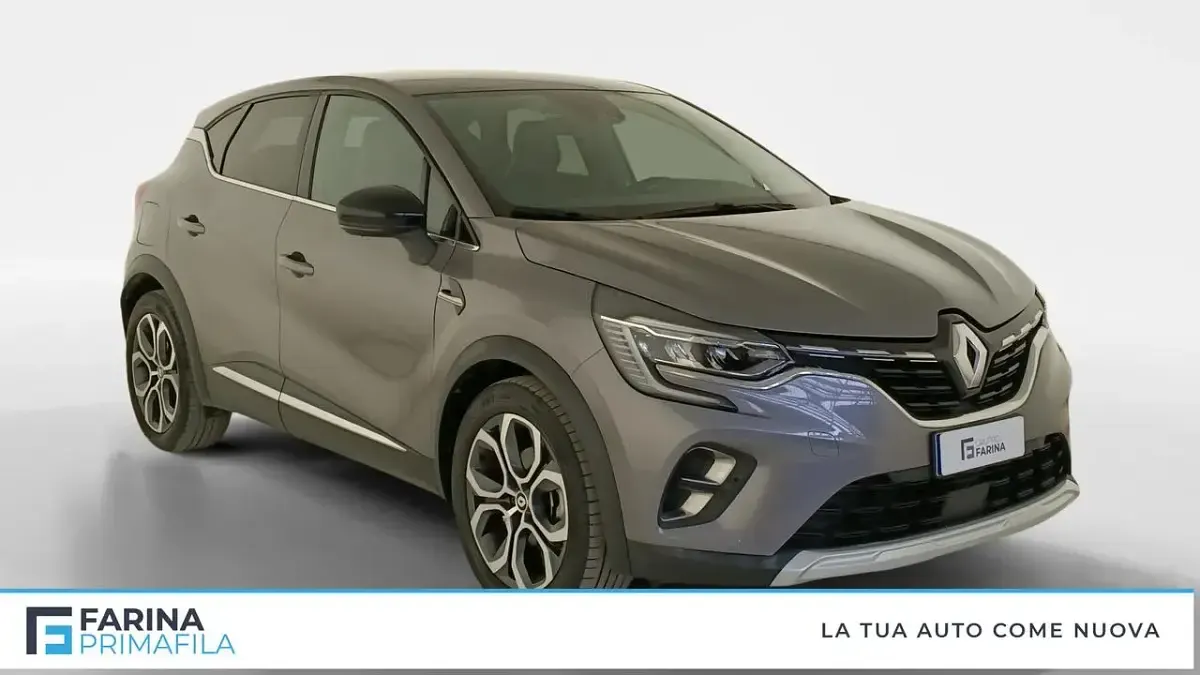 Usata Renault Captur Intens 93 CV (68 kW) 2022 Grigio SUV