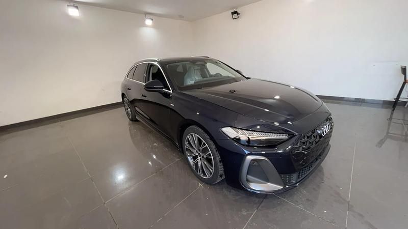 Nuova Audi A5 S-Line 204 CV (150 kW) 2025 Blu firmamento Station wagon