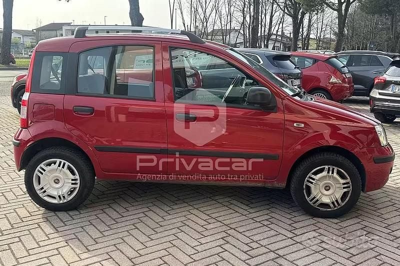 Usata Fiat Panda Active 77 CV (56 kW) 2012 Rosso Utilitaria