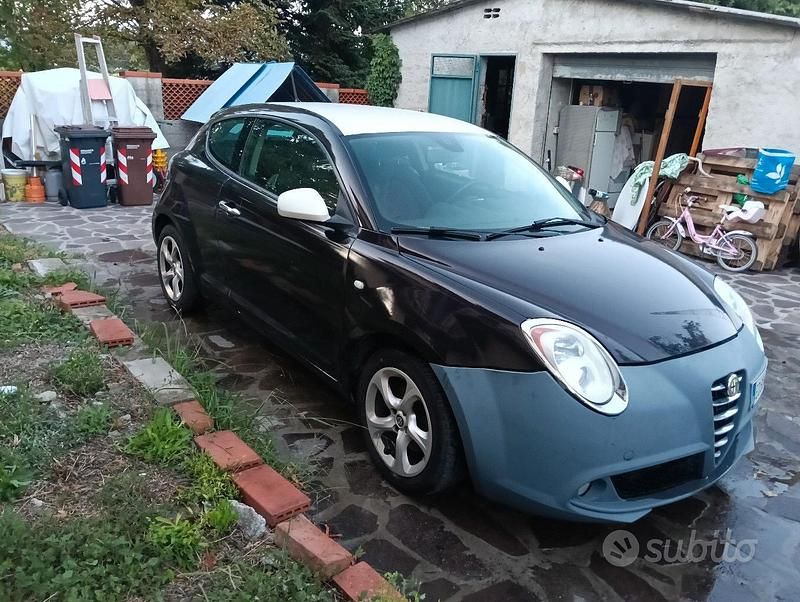 Usata Alfa Romeo MiTo 120 CV (88 kW) 2010 Nero Utilitaria