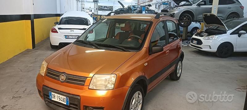 Usata Fiat Panda 77 CV (56 kW) 2008 Utilitaria