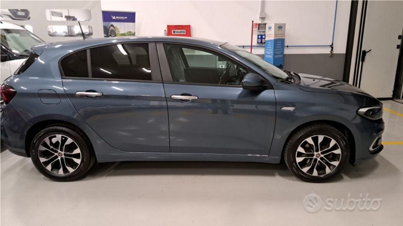 Usata Fiat Tipo 100 CV (73 kW) 2023 Blu Berlina