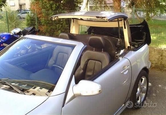 Usata Mercedes SLK200 163 CV (119 kW) 2000 Argento Cabrio
