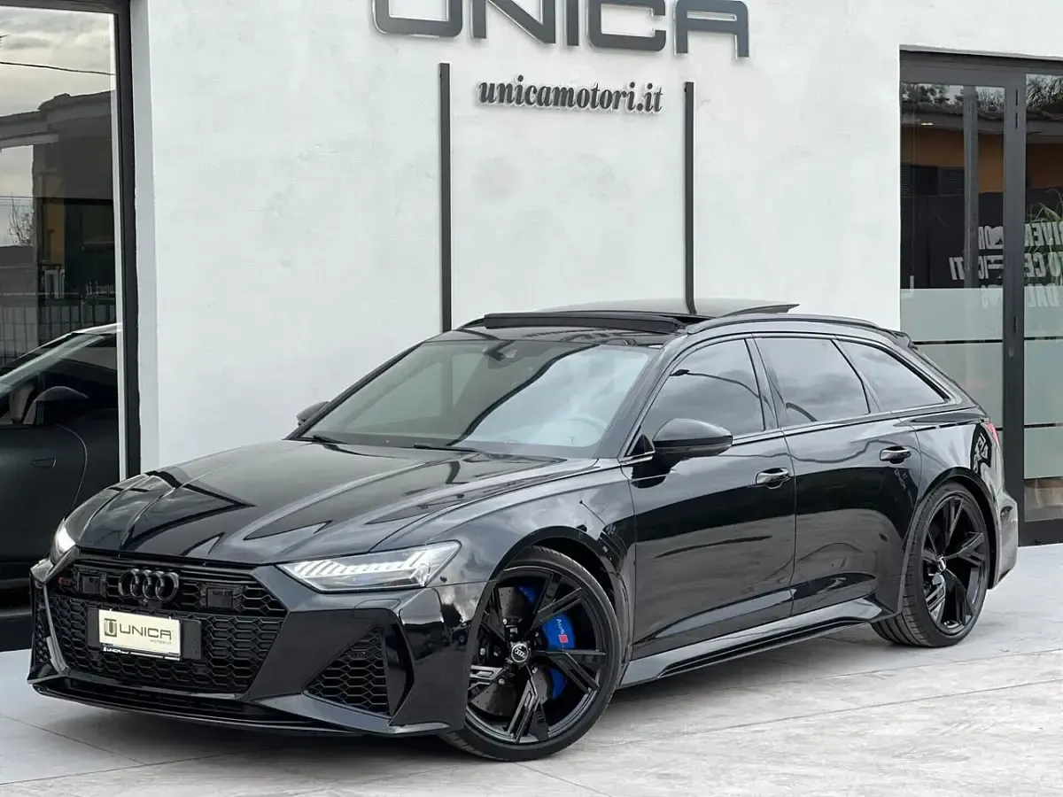 Usata Audi RS6 Ambiente 600 CV (441 kW) 2021 Nero Station wagon