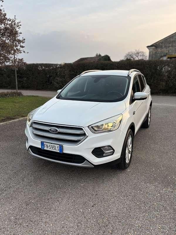 Usata Ford Kuga ST-Line 120 CV (88 kW) 2017 SUV