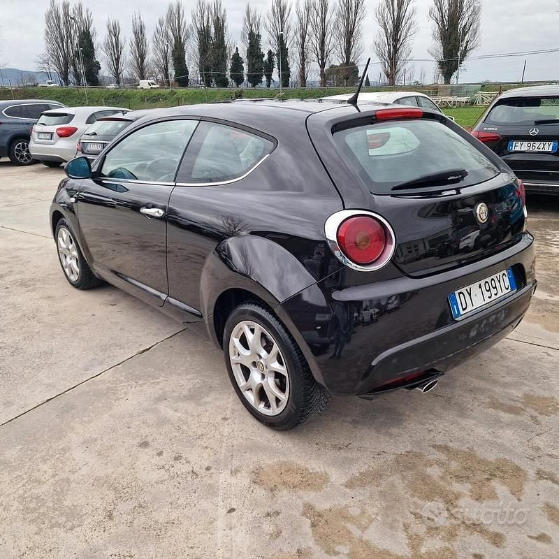 Usata Alfa Romeo MiTo Distinctive 155 CV (114 kW) 2009 Nero Utilitaria