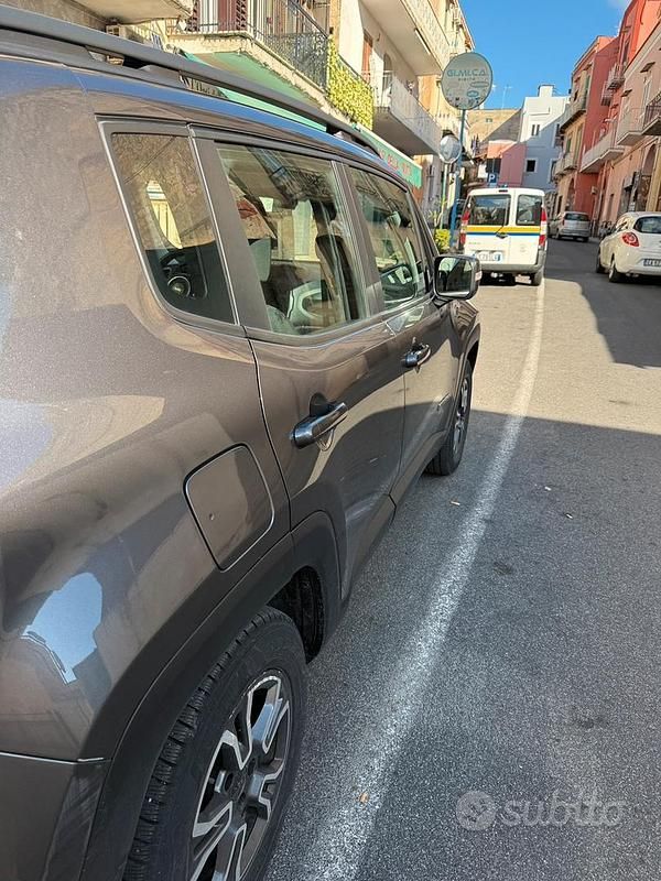 Usata Jeep Renegade Limited 120 CV (88 kW) 2019 SUV