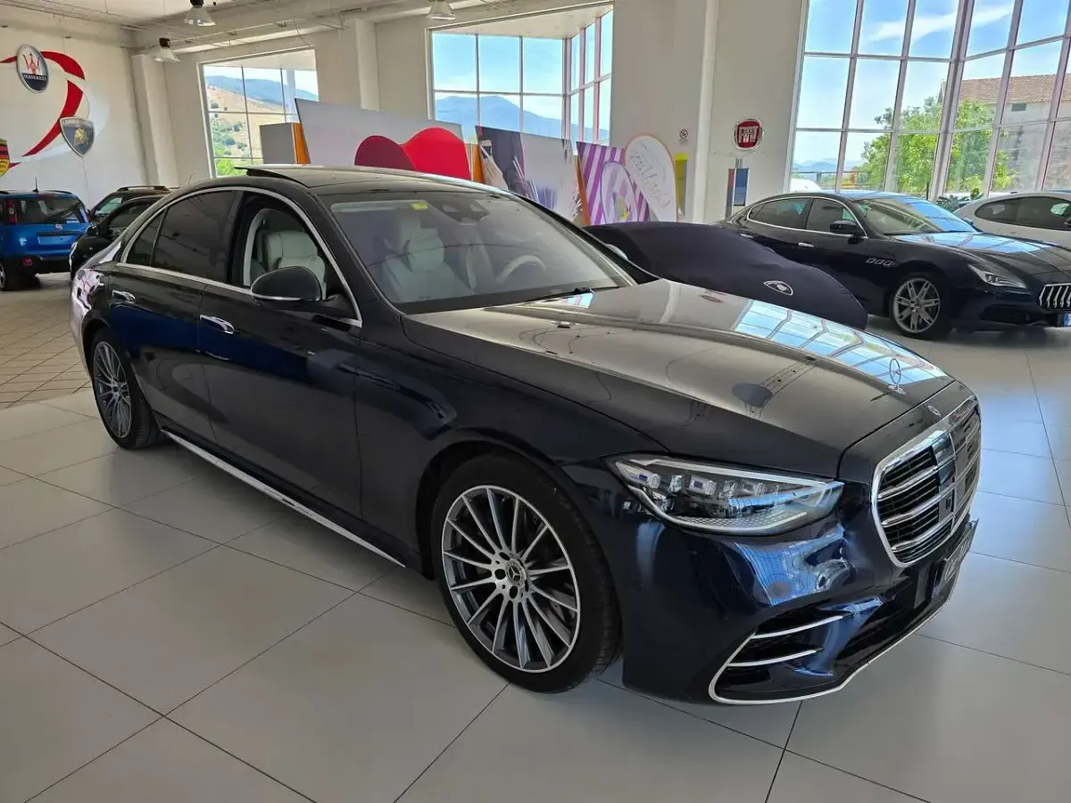 Usata Mercedes S350 Premium Plus 313 CV (230 kW) 2025 Blu notte metallizzato Berlina