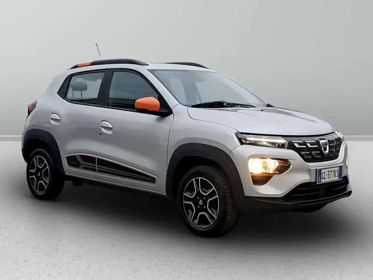 Usata Dacia Spring Comfort Plus 33 kW (45 CV) 2022 Nero Utilitaria