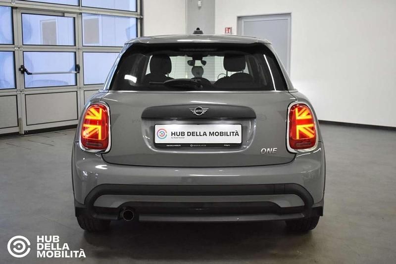 Usata Mini ONE 75 CV (55 kW) 2022 Grigio Utilitaria