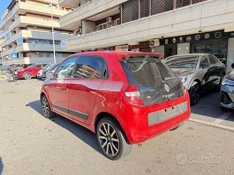 Usata Renault Twingo 90 CV (66 kW) 2018 Rosso Utilitaria
