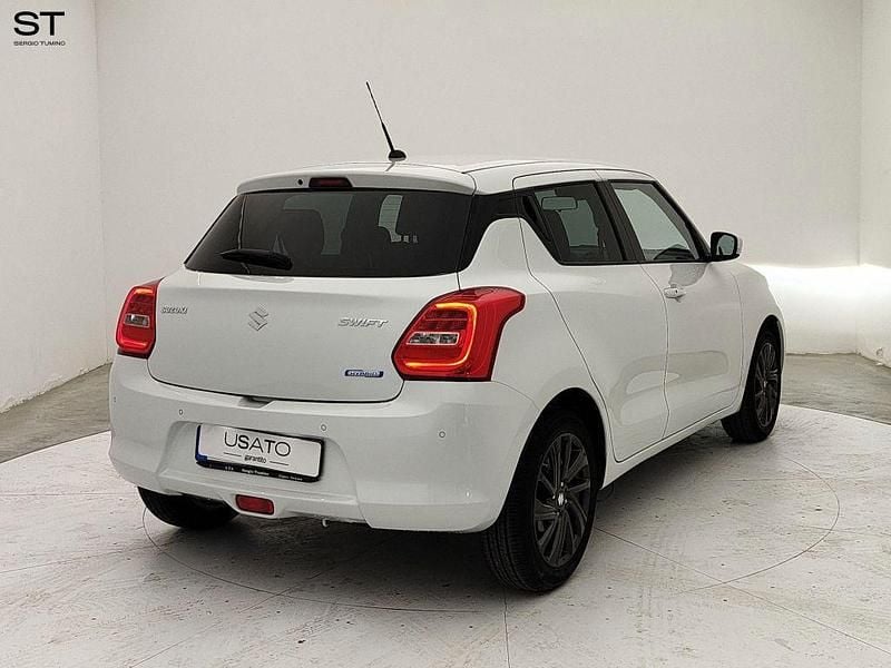 Usata Suzuki Swift 83 CV (61 kW) 2024 Bianco Berlina
