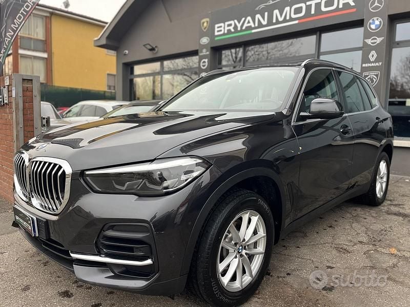 Usata BMW X5 231 CV (169 kW) 2022 Grigio SUV