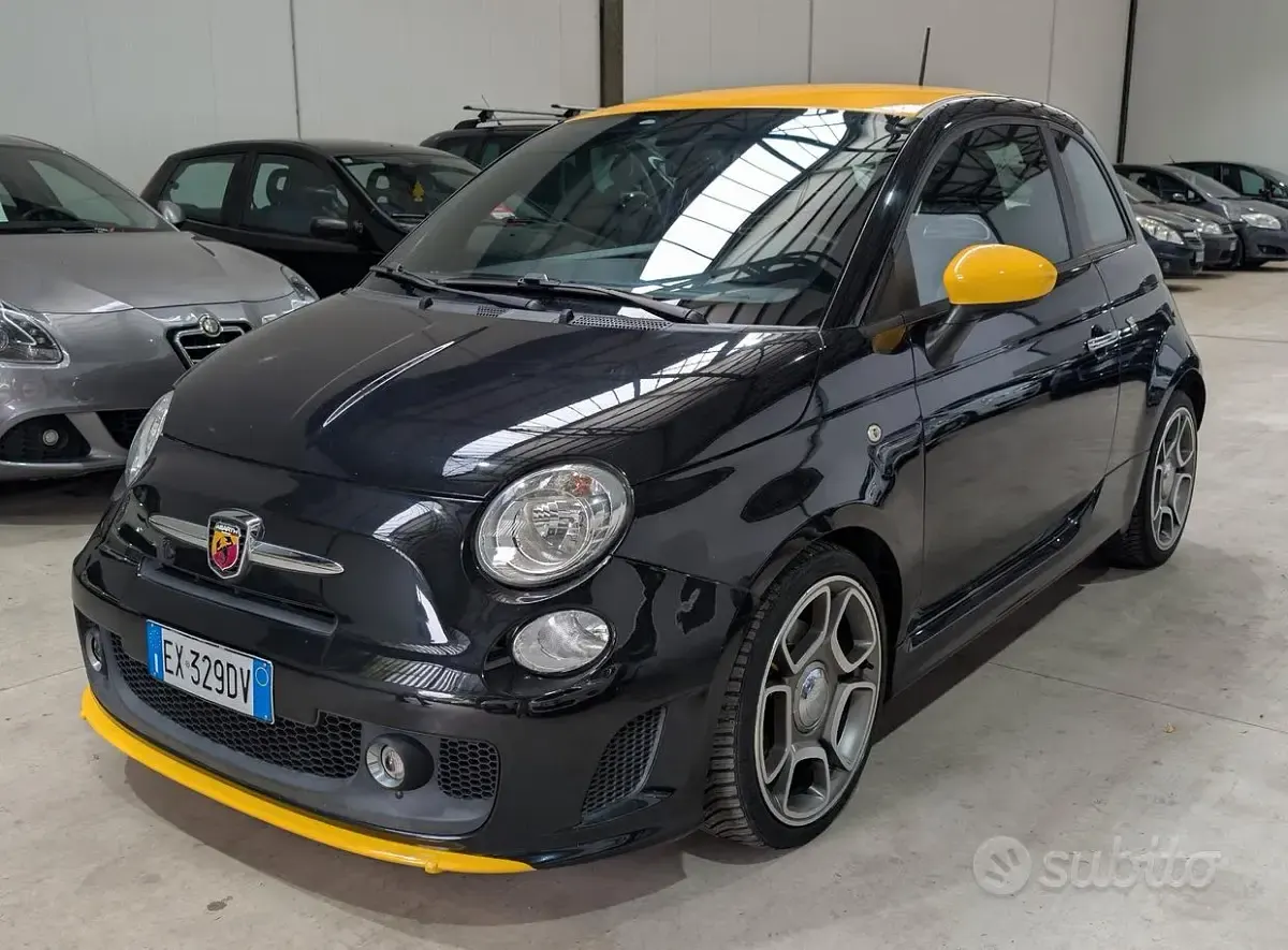 Usata Abarth 500 Custom 135 CV (99 kW) 2014 Nero Berlina