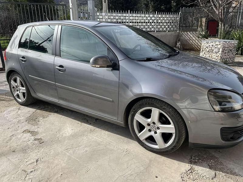 Usata VW Golf VI GT 105 CV (77 kW) 2009 Utilitaria