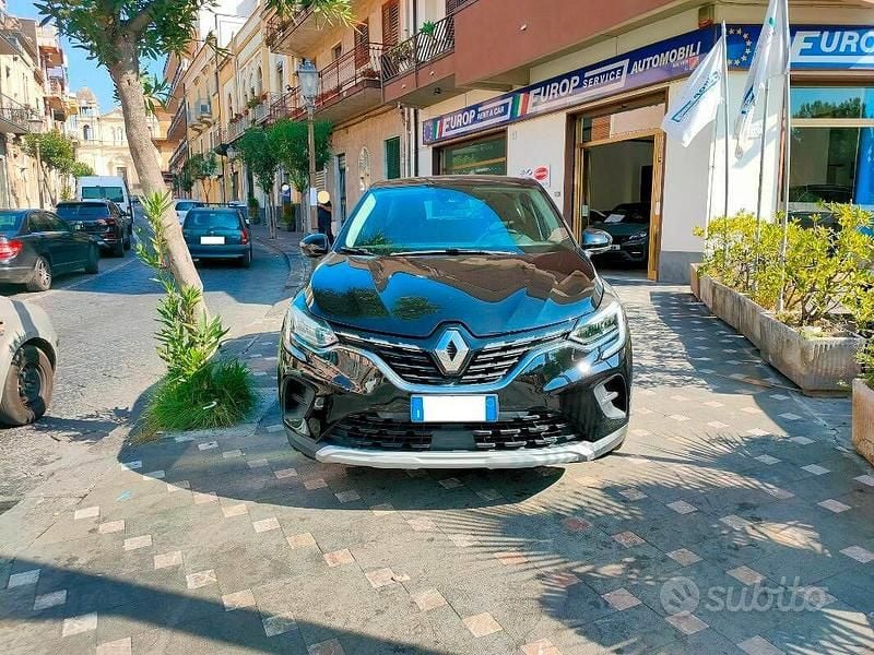 Usata Renault Captur Business 116 CV (85 kW) 2020 Nero SUV
