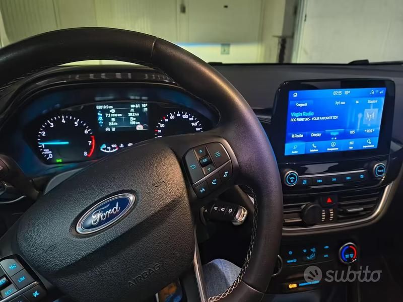 Usata Ford Puma 125 CV (91 kW) 2021 Nero SUV