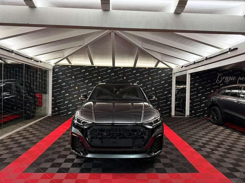Usata Audi Q8 S-Line 286 CV (210 kW) 2025 Grigio SUV