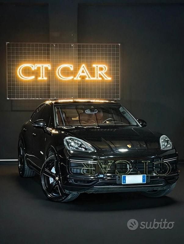 Usata Porsche Cayenne Turbo 549 CV (403 kW) 2019 Nero SUV