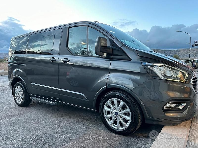 Usata Ford Tourneo Custom 170 CV (125 kW) 2019 Furgone