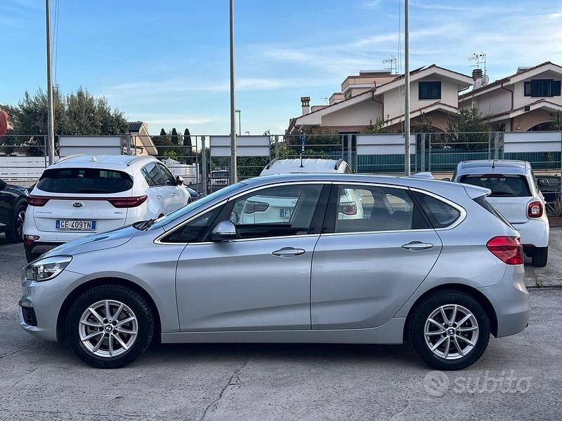 Usata BMW 218 Advantage 135 CV (99 kW) 2017 Grigio Monovolume