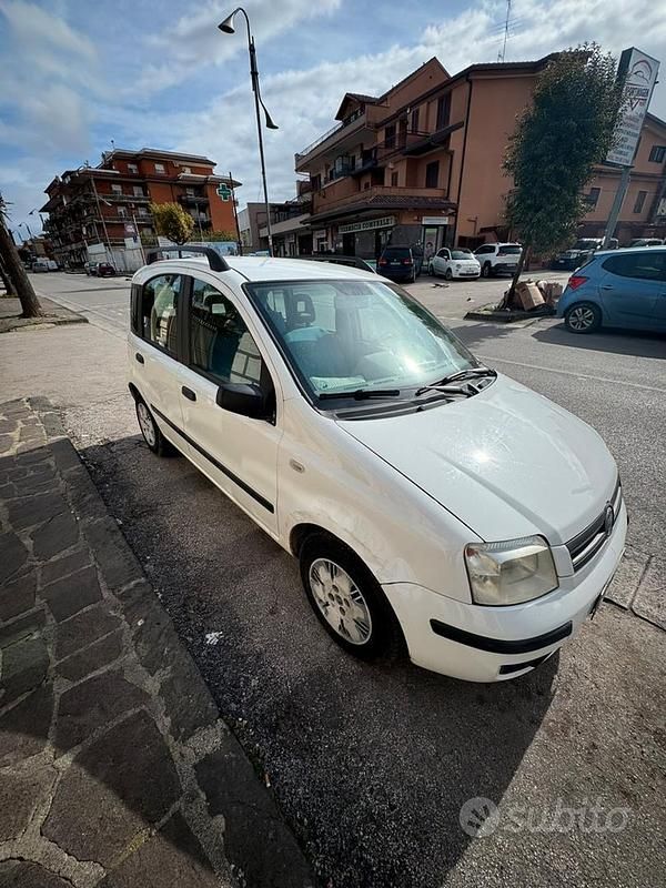 Usata Fiat Panda Dynamic 60 CV (44 kW) 2004 Bianco Utilitaria