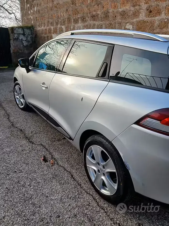 Usata Renault Clio GrandTour 75 CV (55 kW) 2015 Grigio Station wagon