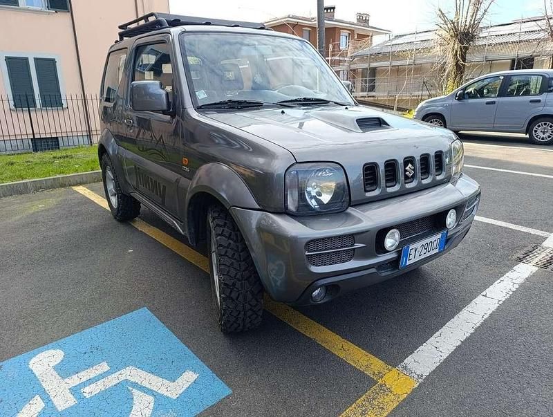 Usata Suzuki Jimny 86 CV (63 kW) 2007 SUV