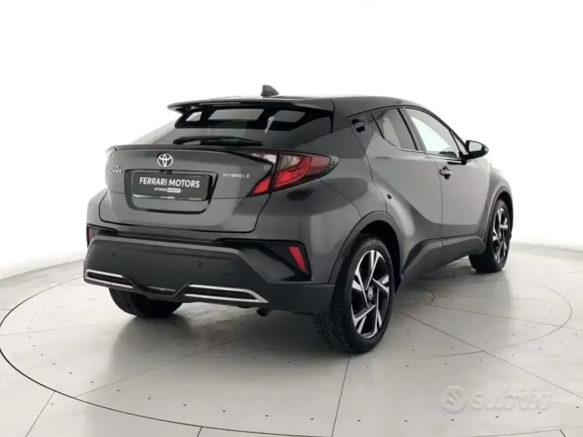 Usata Toyota C-HR Business Edition 2023 Grigio SUV
