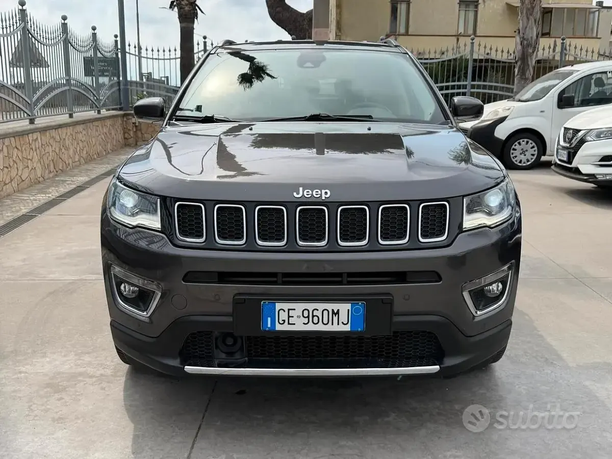 Usata Jeep Compass Limited 120 CV (88 kW) 2021 Grigio SUV