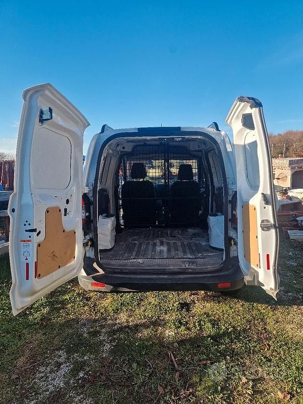 Usata Ford Transit 100 CV (73 kW) 2019 Bianco Monovolume