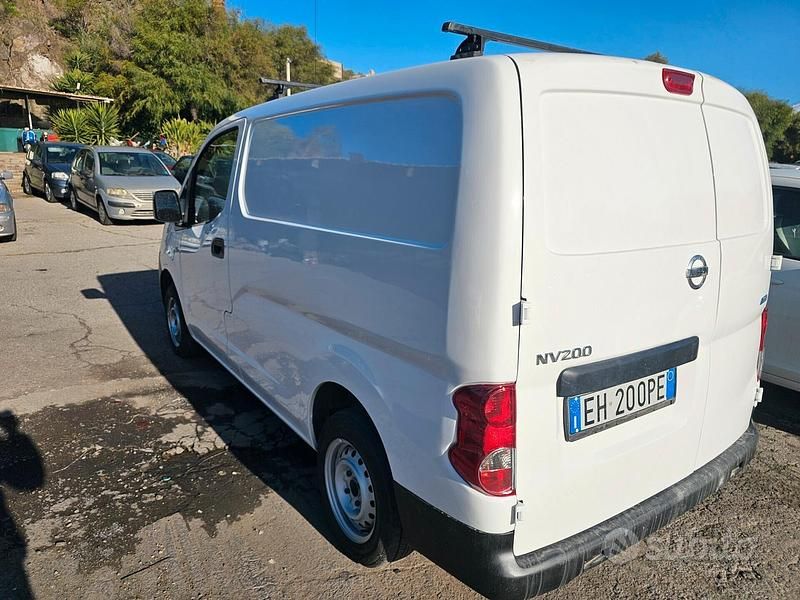 Usata Nissan NV200 90 CV (66 kW) 2012 Bianco Monovolume