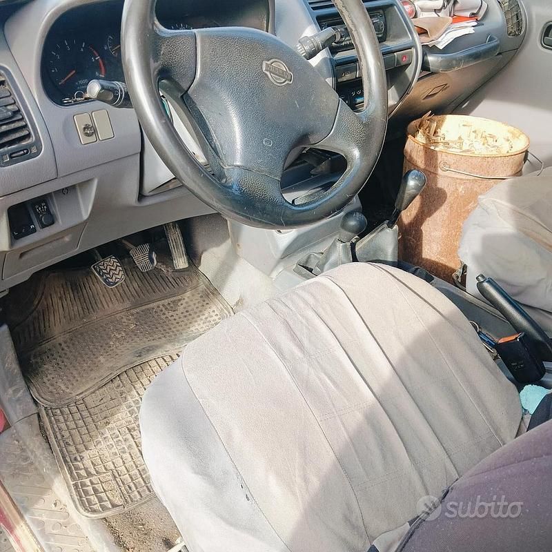 Usata Nissan Terrano SE 125 CV (91 kW) 1997 Rosso SUV
