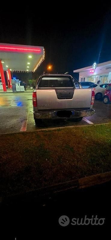 Second-hand Nissan Navara 190 CP (139 kW) 2017 Gri Pickup