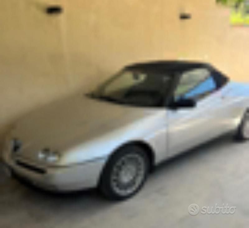 Usata Alfa Romeo Spider 1999 Grigio Cabrio